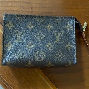 Authentic Louis Vuitton Toiletry Pouch 15